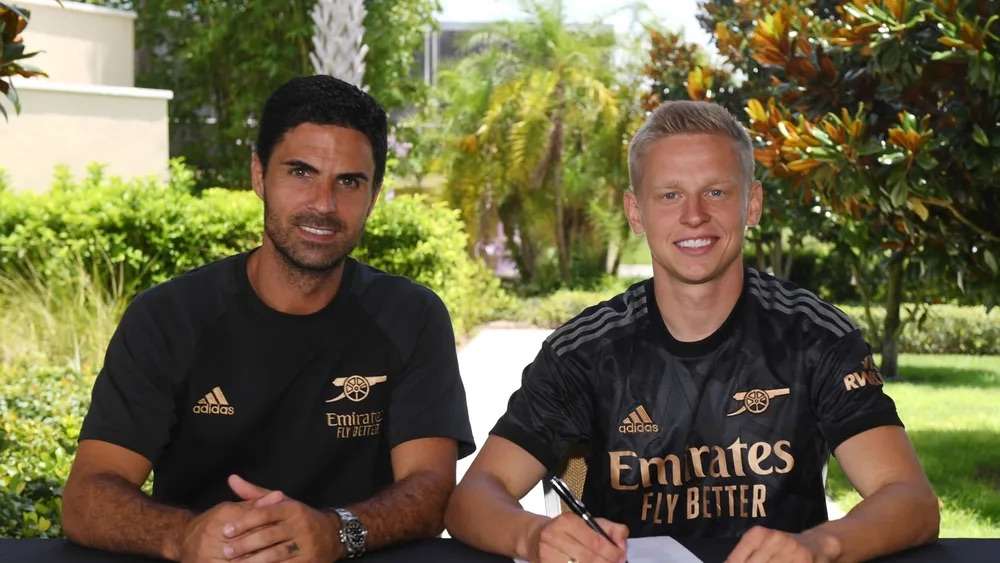 并展望西班 并展望西班